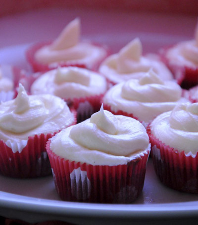 mini red velvet cupcakes